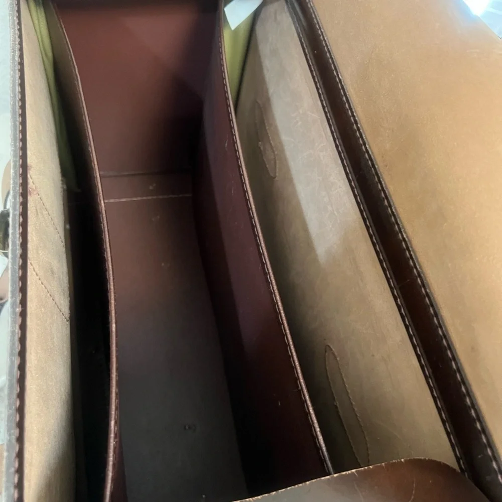 Rare WEAR BEST COWHIDE Leather Belting Briefcase Doctor - Salesman - Pilot Bag